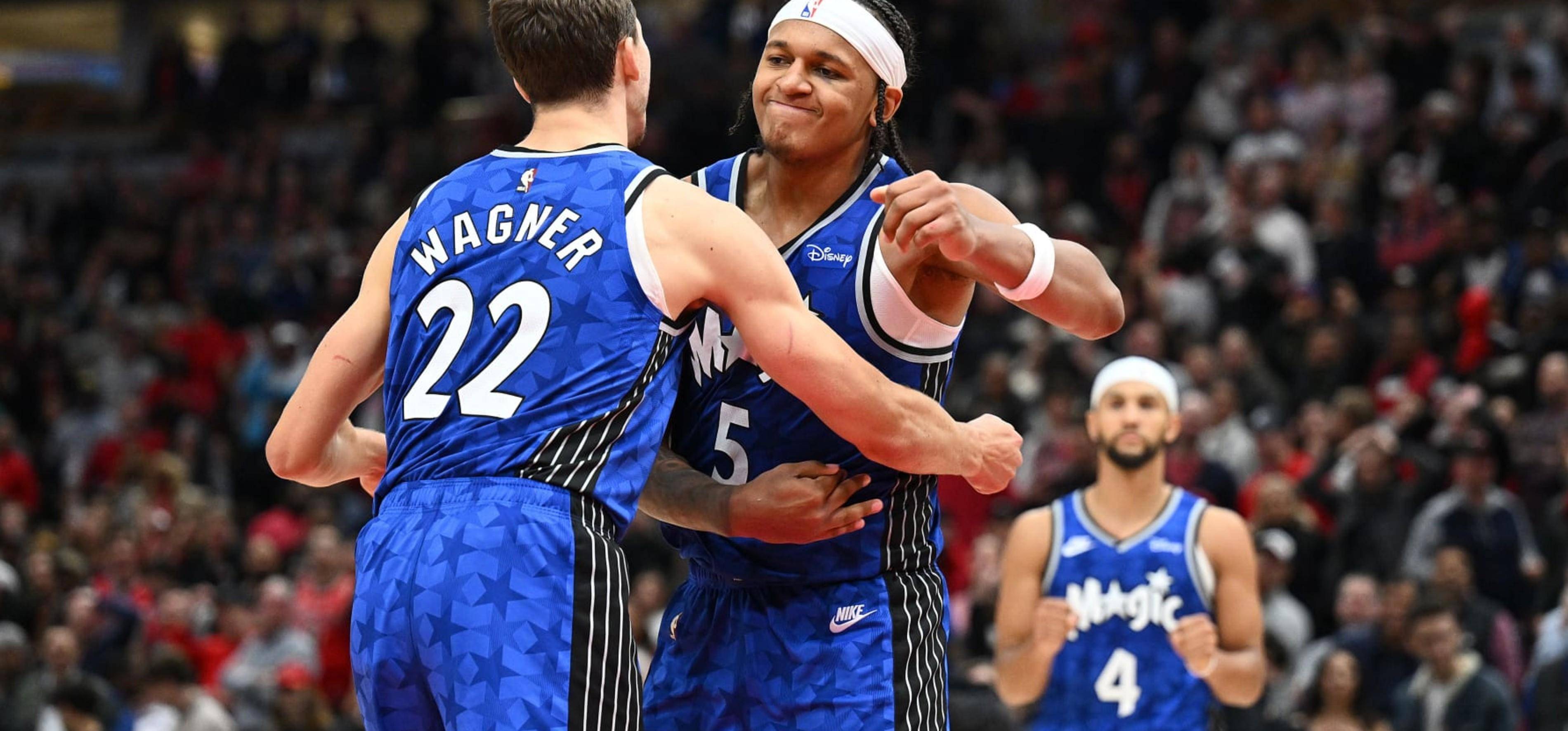 关于牛仔主场击败老鹰，利拉德进攻大爆发的信息